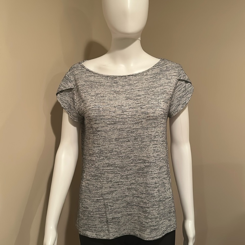 Market & Spruce women’s top. Size SP